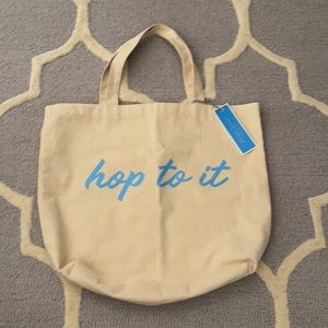 NWT Draper James Hop To It Tote